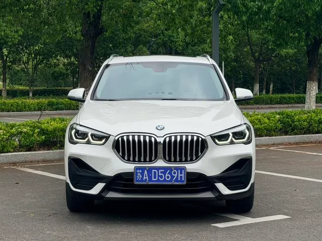 BMW X1 2021 sDrive25Li Leading Type exterior photo 2 BMW X1 2021 sDrive25Li Leading Type exterior photo 2