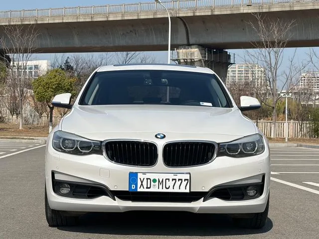 BMW 3 Series GT 2017 320i Style tendance extérieur photo 3 BMW 3 Series GT 2017 320i Style tendance extérieur photo 3