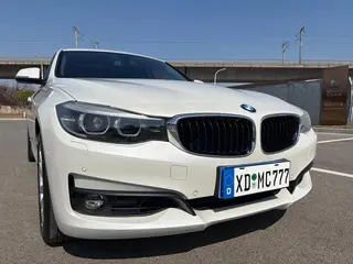 BMW 3 Series GT 2017 320i Style tendance extérieur photo 4 BMW 3 Series GT 2017 320i Style tendance extérieur photo 4