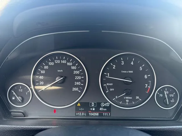 BMW 3 Series GT 2017 320i Style tendance intérieur photo 16 BMW 3 Series GT 2017 320i Style tendance intérieur photo 16
