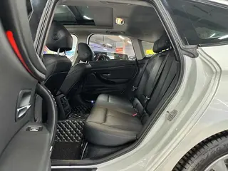 BMW 3 Series GT 2019 320i Fashionable interior photo 18
