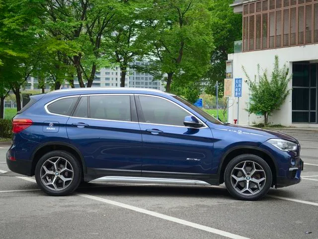 BMW X1 2018 sDrive18Li Type de luxe extérieur photo 8 BMW X1 2018 sDrive18Li Type de luxe extérieur photo 8