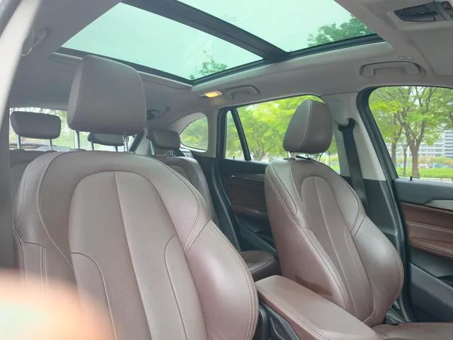BMW X1 2018 sDrive18Li Type de luxe intérieur photo 11 BMW X1 2018 sDrive18Li Type de luxe intérieur photo 11