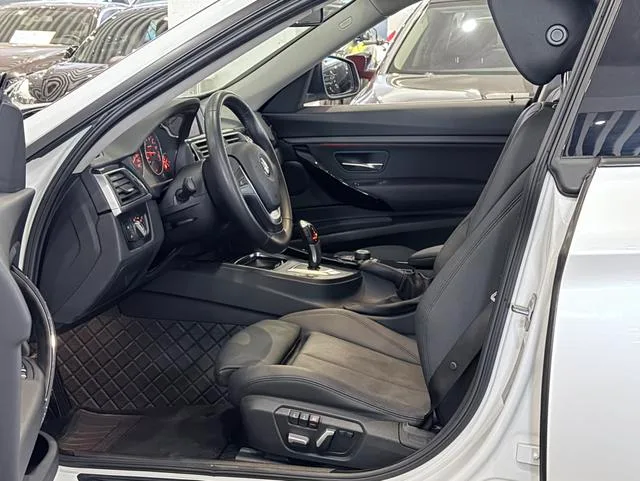 BMW 3 Series GT 2018 320i Модный тип экстерьер фото 6 BMW 3 Series GT 2018 320i Модный тип экстерьер фото 6