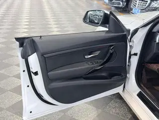 BMW 3 Series GT 2018 320i Модный тип экстерьер фото 10 BMW 3 Series GT 2018 320i Модный тип экстерьер фото 10