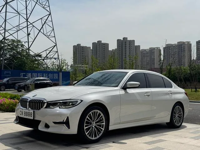 BMW 3 Series 2020 325Li Primera versión exterior foto 1 BMW 3 Series 2020 325Li Primera versión exterior foto 1