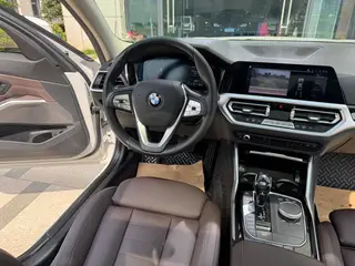 BMW 3 Series 2020 325Li Primera versión interior foto 13 BMW 3 Series 2020 325Li Primera versión interior foto 13