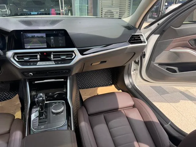 BMW 3 Series 2020 325Li Primera versión interior foto 14 BMW 3 Series 2020 325Li Primera versión interior foto 14