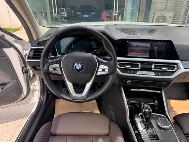 BMW 3 Series 2020 325Li Primera versión interior foto 15 BMW 3 Series 2020 325Li Primera versión interior foto 15