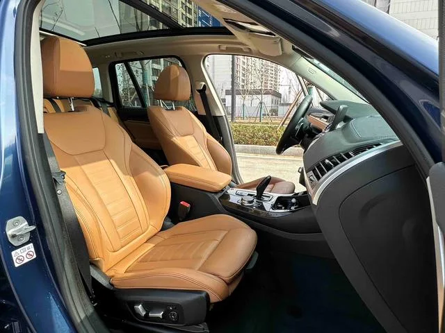 BMW X3 2018 xDrive30i Лидирующий M Спортивный костюм Страна VI экстерьер фото 9 BMW X3 2018 xDrive30i Лидирующий M Спортивный костюм Страна VI экстерьер фото 9