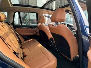 BMW X3 2018 xDrive30i Лидирующий M Спортивный костюм Страна VI экстерьер фото 10 BMW X3 2018 xDrive30i Лидирующий M Спортивный костюм Страна VI экстерьер фото 10