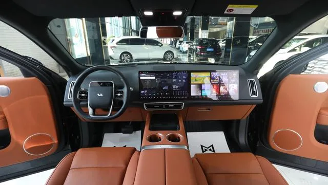 Li Auto L9 2022 Max Версия интерьер фото 9 Li Auto L9 2022 Max Версия интерьер фото 9