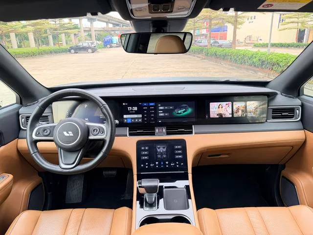 Li Auto ONE 2020 Увеличение диапазона 6 Кресельная плита экстерьер фото 6 Li Auto ONE 2020 Увеличение диапазона 6 Кресельная плита экстерьер фото 6