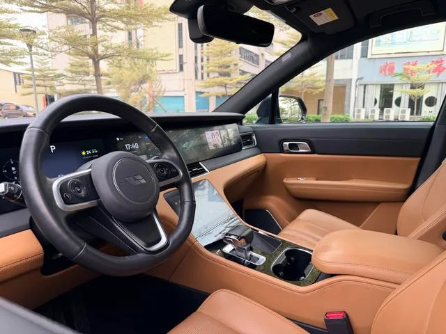 Li Auto ONE 2020 Увеличение диапазона 6 Кресельная плита интерьер фото 11 Li Auto ONE 2020 Увеличение диапазона 6 Кресельная плита интерьер фото 11