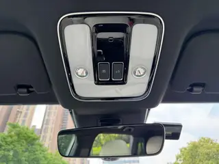 Li Auto ONE 2020 Extensión de rango 6 Placa del asiento interior foto 16 Li Auto ONE 2020 Extensión de rango 6 Placa del asiento interior foto 16
