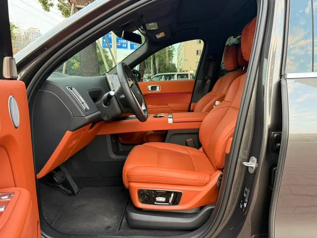 Li Auto L9 2022 Max Edición exterior foto 7 Li Auto L9 2022 Max Edición exterior foto 7