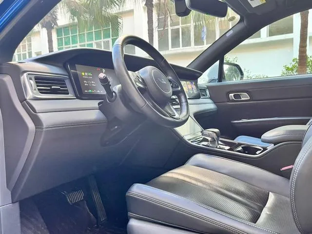 Li Auto ONE 2020 Extensión de rango 7 Placa del asiento exterior foto 4 Li Auto ONE 2020 Extensión de rango 7 Placa del asiento exterior foto 4