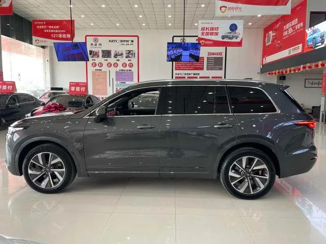 Li Auto ONE 2021 extended range 6 Seat plate exterior photo 3 Li Auto ONE 2021 extended range 6 Seat plate exterior photo 3