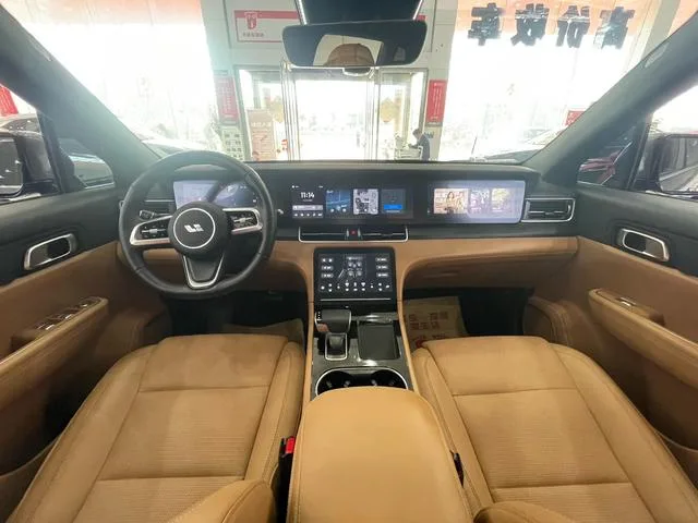 Li Auto ONE 2021 extended range 6 Seat plate interior photo 9 Li Auto ONE 2021 extended range 6 Seat plate interior photo 9