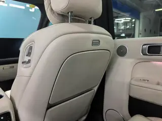 Li Auto L9 2025 Ultra Smart Rejuvenation New Edition interior photo 15 Li Auto L9 2025 Ultra Smart Rejuvenation New Edition interior photo 15