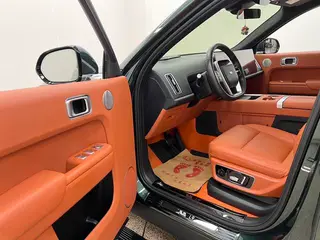 Li Auto L9 2022 Max version interior photo 13