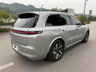 Li Auto L8 2023 Pro Версия интерьер фото 7