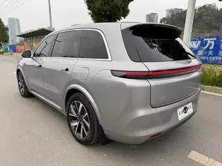 Li Auto L8 2023 Pro Версия интерьер фото 9