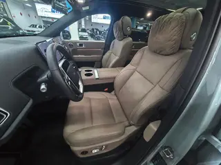 Li Auto L6 2025 Max Edición de renovación inteligente interior foto 18 Li Auto L6 2025 Max Edición de renovación inteligente interior foto 18