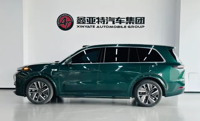 Li Auto L9 2022 Max Версия экстерьер фото 4