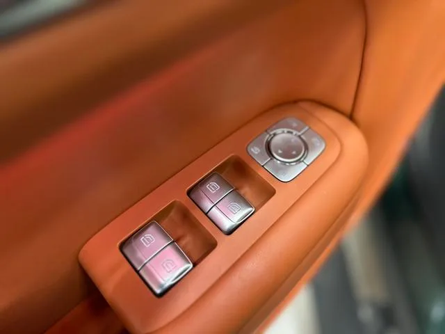 Li Auto L9 2022 Max Версия экстерьер фото 6