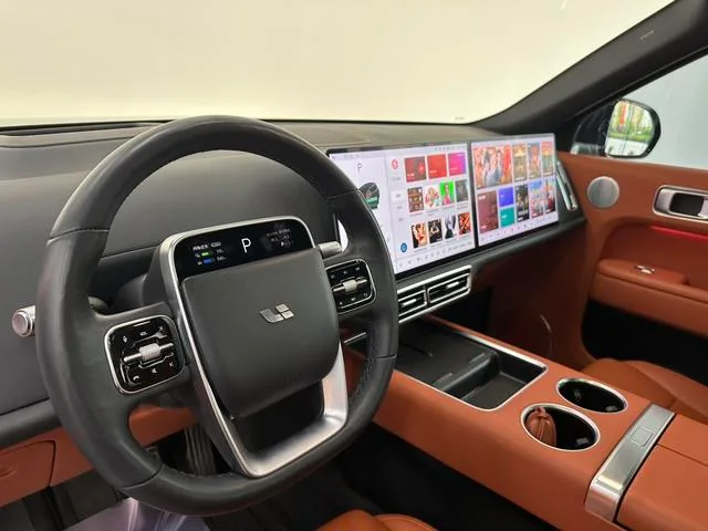Li Auto L9 2022 Max Версия интерьер фото 15