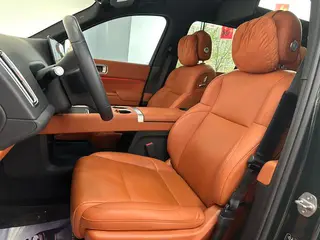 Li Auto L9 2022 Max Версия интерьер фото 16