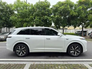 Li Auto L7 2023 Pro Edición exterior foto 4 Li Auto L7 2023 Pro Edición exterior foto 4