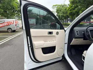 Li Auto L7 2023 Pro Edición interior foto 15 Li Auto L7 2023 Pro Edición interior foto 15