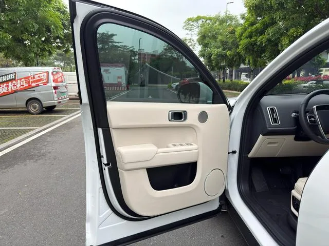 Li Auto L7 2023 Pro Edición interior foto 15 Li Auto L7 2023 Pro Edición interior foto 15