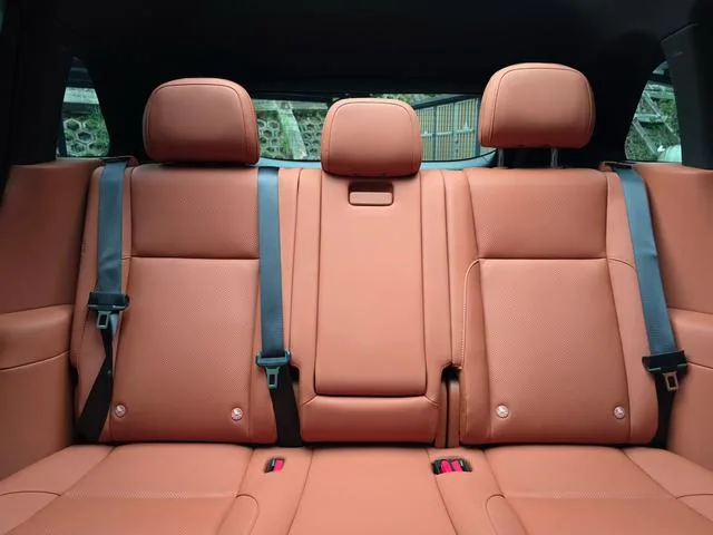 Li Auto L7 2025 Ultra Новая версия Smart Han экстерьер фото 8 Li Auto L7 2025 Ultra Новая версия Smart Han экстерьер фото 8