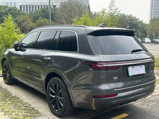 Li Auto ONE 2021 extended range 6 Seat plate interior photo 9 Li Auto ONE 2021 extended range 6 Seat plate interior photo 9