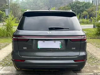 Li Auto ONE 2021 extended range 6 Seat plate interior photo 10 Li Auto ONE 2021 extended range 6 Seat plate interior photo 10