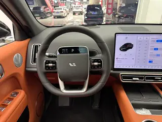 Li Auto L7 2025 Max Smart Rejuvenation New Edition interior photo 20 Li Auto L7 2025 Max Smart Rejuvenation New Edition interior photo 20