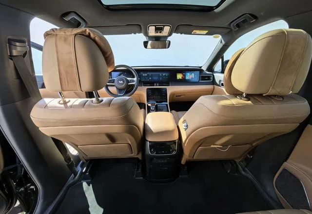 Li Auto ONE 2020 Extensión de rango 6 Placa del asiento exterior foto 8 Li Auto ONE 2020 Extensión de rango 6 Placa del asiento exterior foto 8