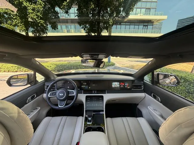 Li Auto ONE 2020 Extensión de rango 6 Placa del asiento interior foto 14