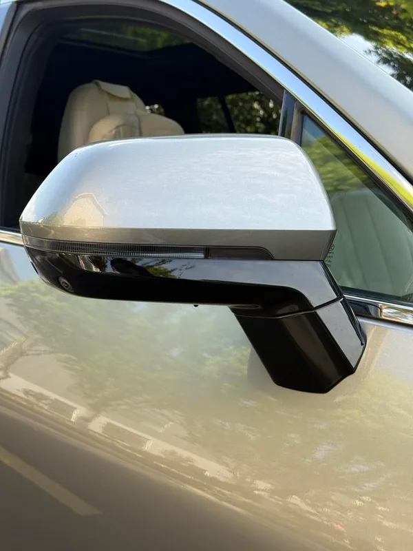 Li Auto ONE 2020 extended range 6 Seat plate exterior photo 9 Li Auto ONE 2020 extended range 6 Seat plate exterior photo 9