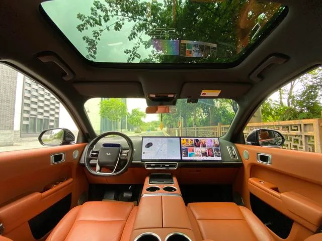 Li Auto L8 2023 Pro Edición exterior foto 6 Li Auto L8 2023 Pro Edición exterior foto 6