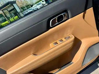 Li Auto ONE 2020 Увеличение диапазона 6 Кресельная плита интерьер фото 9 Li Auto ONE 2020 Увеличение диапазона 6 Кресельная плита интерьер фото 9