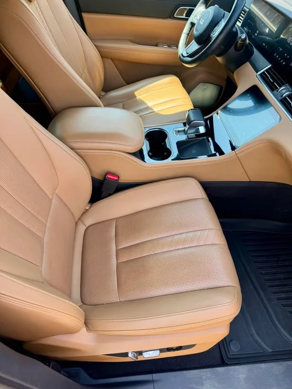 Li Auto ONE 2020 Увеличение диапазона 6 Кресельная плита интерьер фото 13 Li Auto ONE 2020 Увеличение диапазона 6 Кресельная плита интерьер фото 13