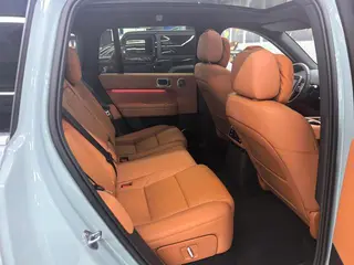 Li Auto L6 2025 Max Smart Rejuvenation New Edition interior photo 15 Li Auto L6 2025 Max Smart Rejuvenation New Edition interior photo 15