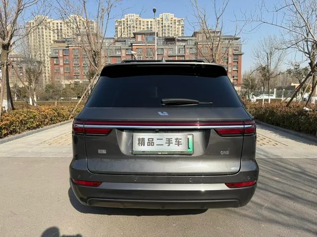 Li Auto ONE 2021 Extensión de rango 6 Placa del asiento exterior foto 5 Li Auto ONE 2021 Extensión de rango 6 Placa del asiento exterior foto 5