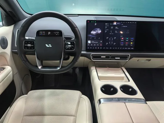 Li Auto L6 2025 Pro Smart Rejuvenation New Edition exterior photo 7 Li Auto L6 2025 Pro Smart Rejuvenation New Edition exterior photo 7