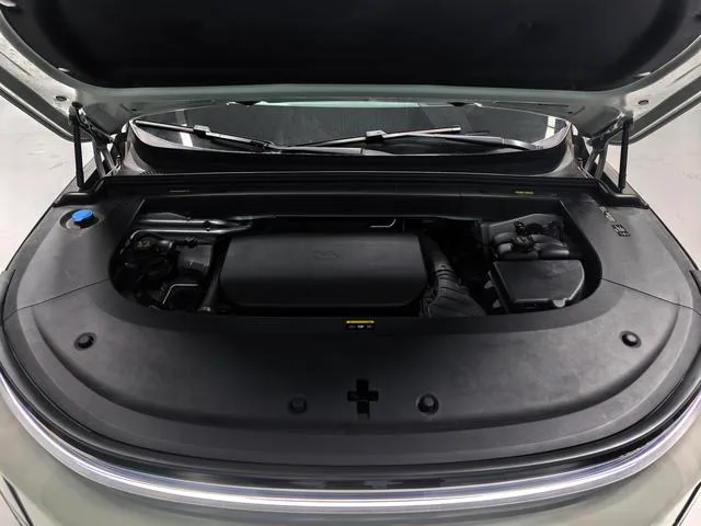 Li Auto L6 2025 Pro Smart Rejuvenation New Edition exterior photo 9 Li Auto L6 2025 Pro Smart Rejuvenation New Edition exterior photo 9