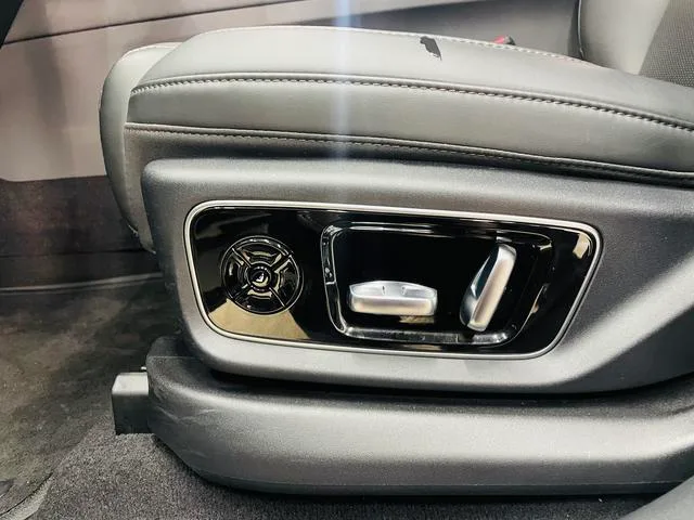 Li Auto L7 2023 Pro version interior photo 19
